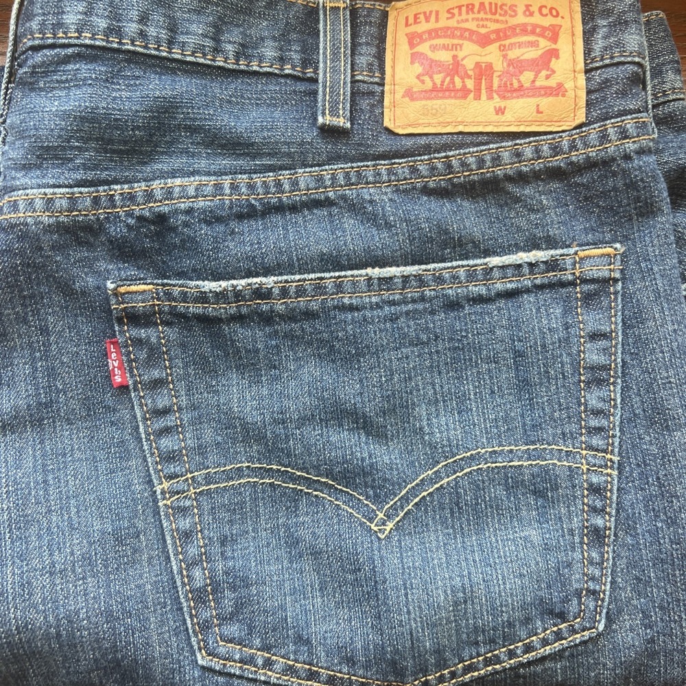 Levis 559 Jeans Mens 44 X 31 Relaxed Straight Loose Leg Fit Dark Blue Denim